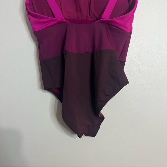 Athleta Coastline one piece swimsuit - electric fuchsia - small - Picture 9 of 10